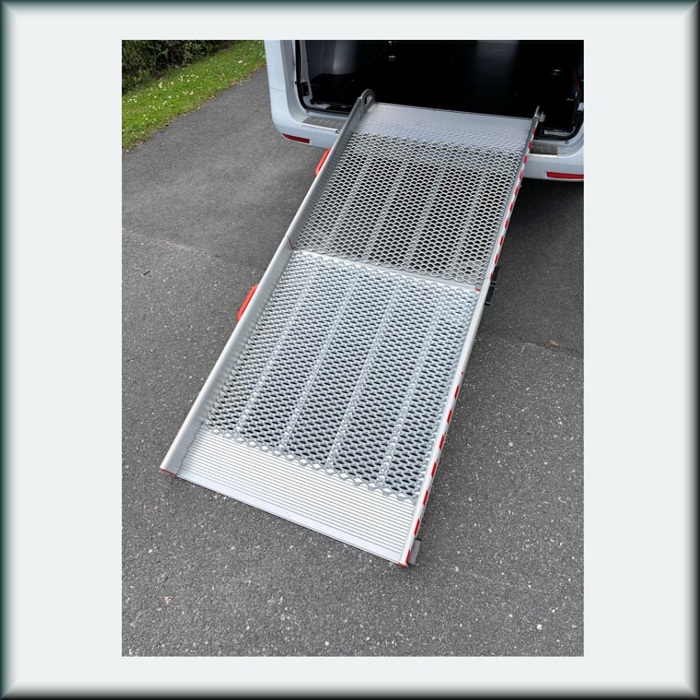 Dhollandia portable ramp / Max. load 400kg